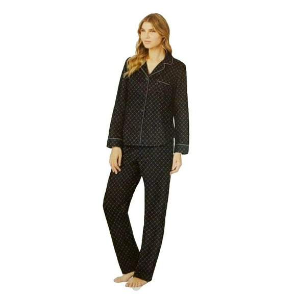Dkny Other - NEW DKNY Wm S Black Logo Design Fleece Pajama Set
